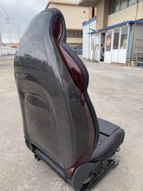 奧迪S4碳纖維座椅背板套件 升級內飾，彰顯運動風范